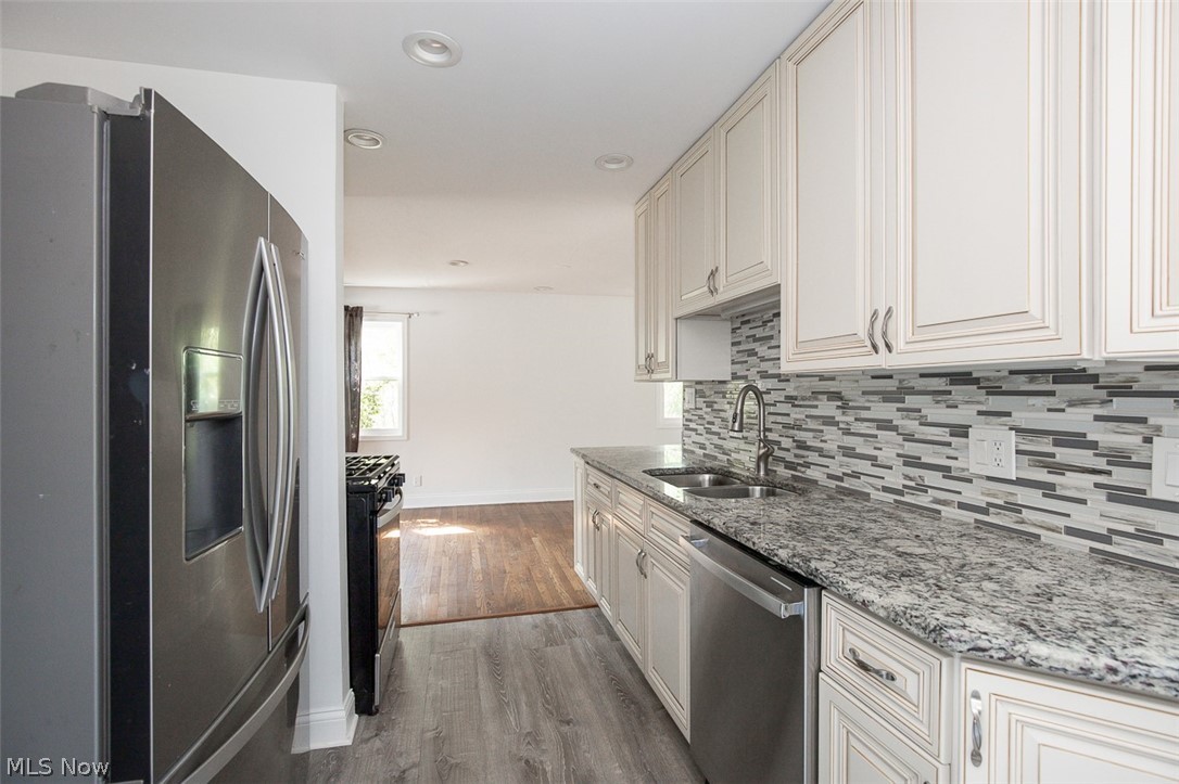 4855 Edsal Drive Lyndhurst OH 44124