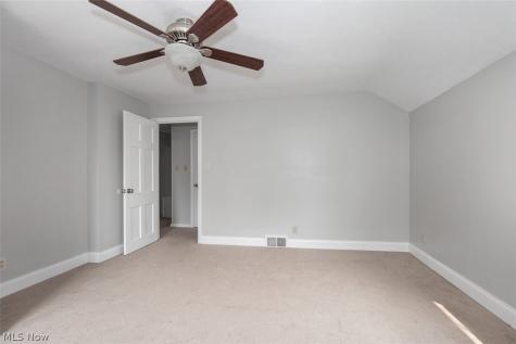 4855 Edsal Drive Lyndhurst OH 44124