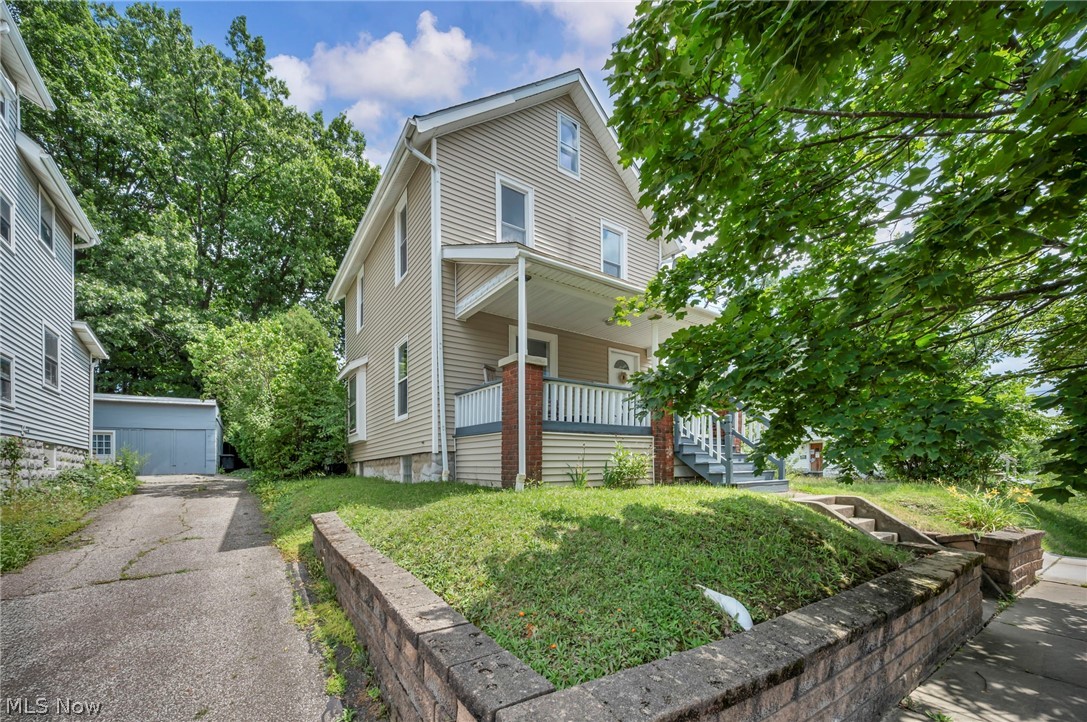 2103 13th Street SW Akron OH 44314