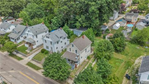 2103 13th Street SW Akron OH 44314