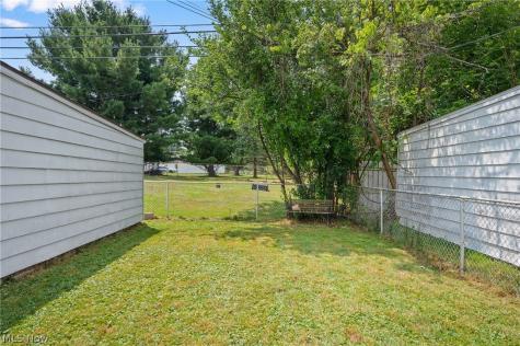 18300 Waterbury Avenue Maple Heights OH 44137