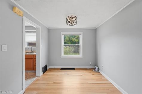 18300 Waterbury Avenue Maple Heights OH 44137