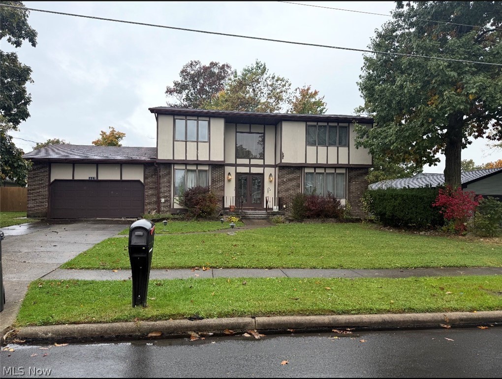 5627 London Drive Austintown OH 44515