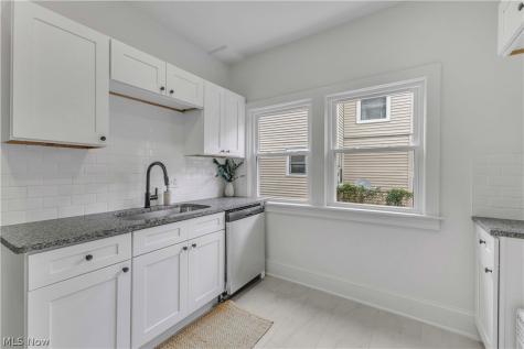 3498 Tullamore Road University Heights OH 44118