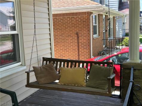 4411 Maplecrest Avenue Parma OH 44134
