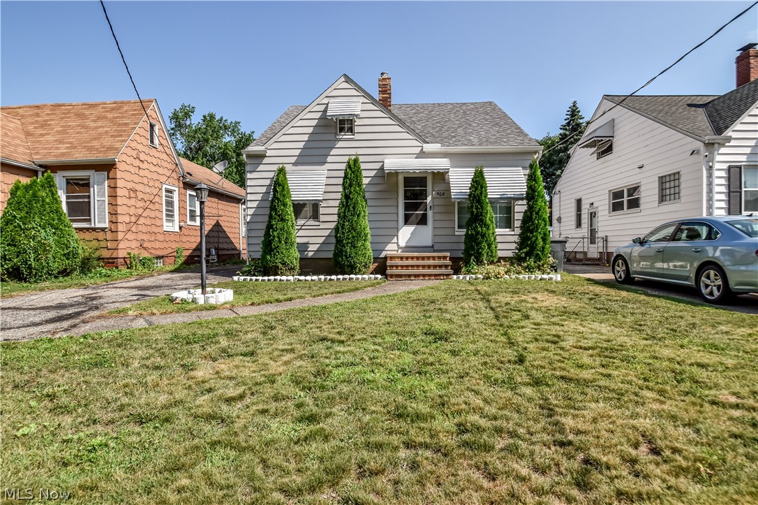 908 Wexford Avenue Parma OH 44134