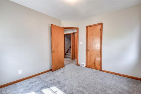 908 Wexford Avenue Parma OH 44134