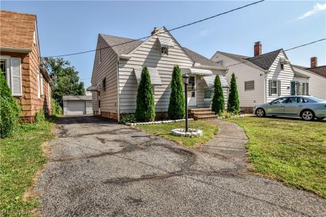 908 Wexford Avenue Parma OH 44134