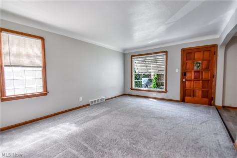 908 Wexford Avenue Parma OH 44134