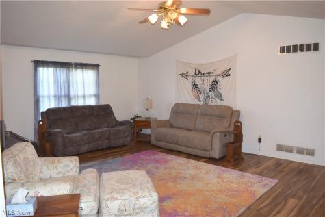 4777 Waterloo Road Atwater OH 44201