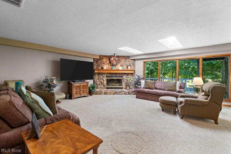 870 Beechwood Drive Medina OH 44256