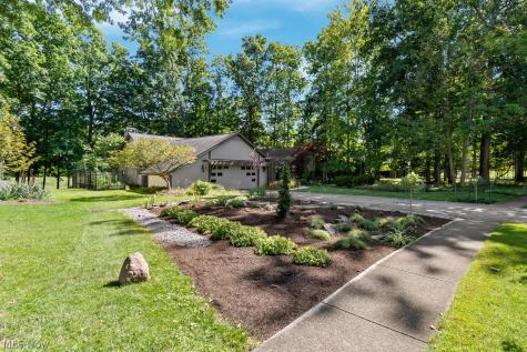870 Beechwood Drive Medina OH 44256