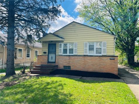 3968 E 147th Street Cleveland OH 44128