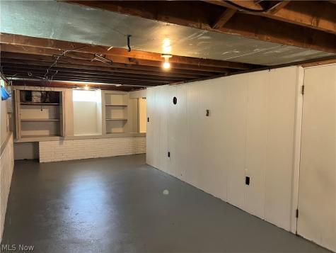 3968 E 147th Street Cleveland OH 44128