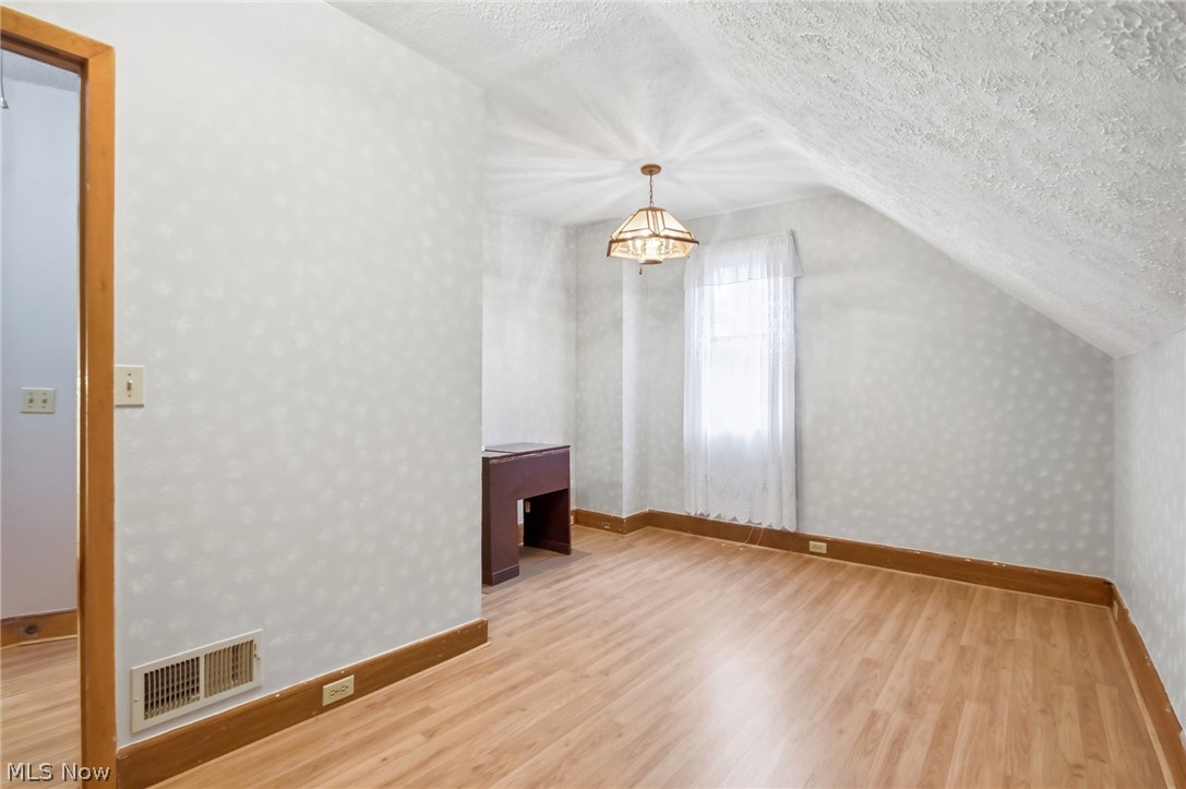 6609 Lansing Avenue Cleveland OH 44105