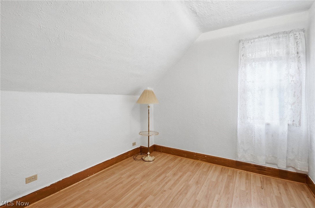 6609 Lansing Avenue Cleveland OH 44105