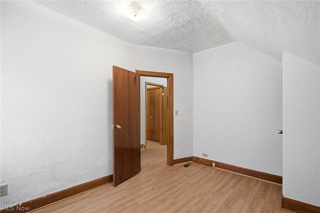 6609 Lansing Avenue Cleveland OH 44105