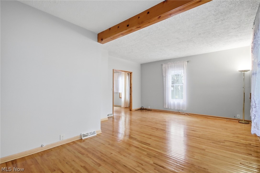 6609 Lansing Avenue Cleveland OH 44105
