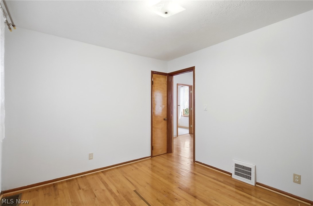 6609 Lansing Avenue Cleveland OH 44105