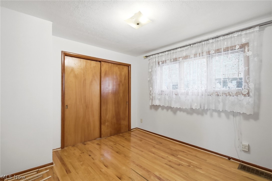 6609 Lansing Avenue Cleveland OH 44105