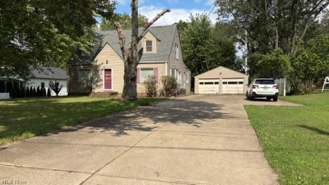 820 Woodlawn Avenue NW Canton OH 44708