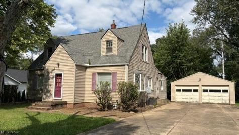 820 Woodlawn Avenue NW Canton OH 44708