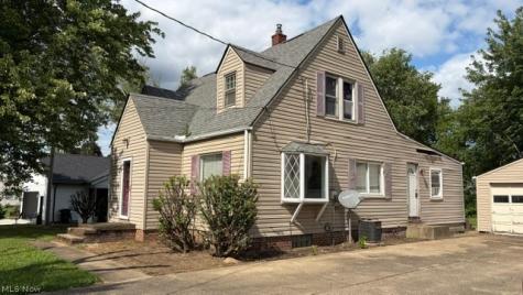 820 Woodlawn Avenue NW Canton OH 44708