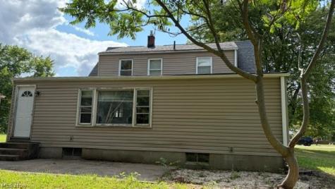820 Woodlawn Avenue NW Canton OH 44708