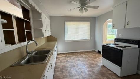 820 Woodlawn Avenue NW Canton OH 44708