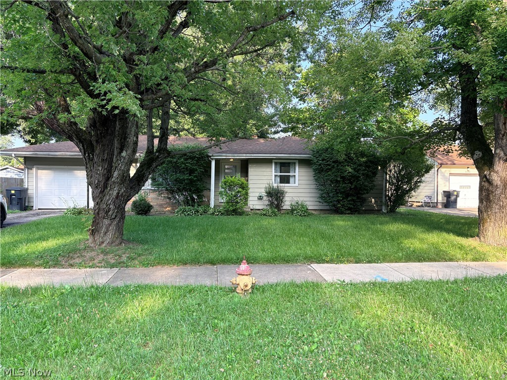 2860 Crestwood Drive NW Warren OH 44485