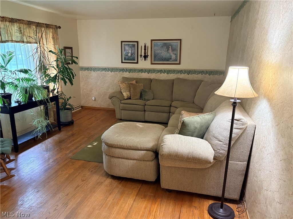 2860 Crestwood Drive NW Warren OH 44485
