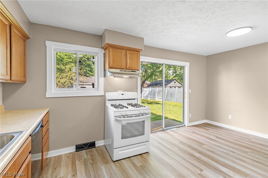 8995 Spring Drive Windham OH 44288