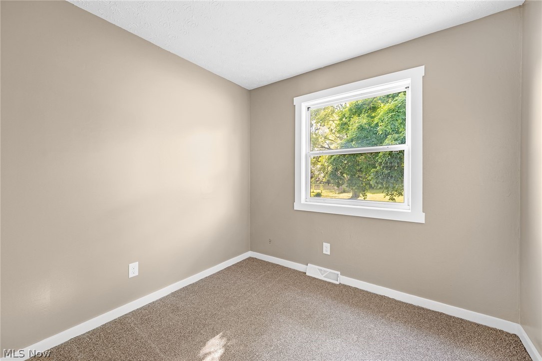 8995 Spring Drive Windham OH 44288