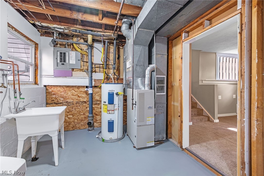 8995 Spring Drive Windham OH 44288
