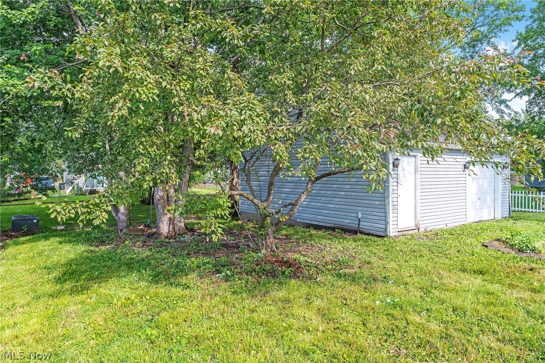 8995 Spring Drive Windham OH 44288