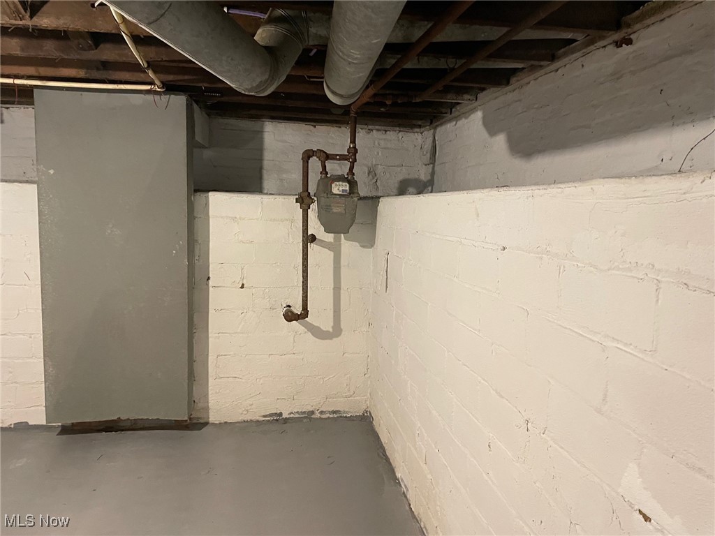 3888 W 37th Street Old Brooklyn OH 44109