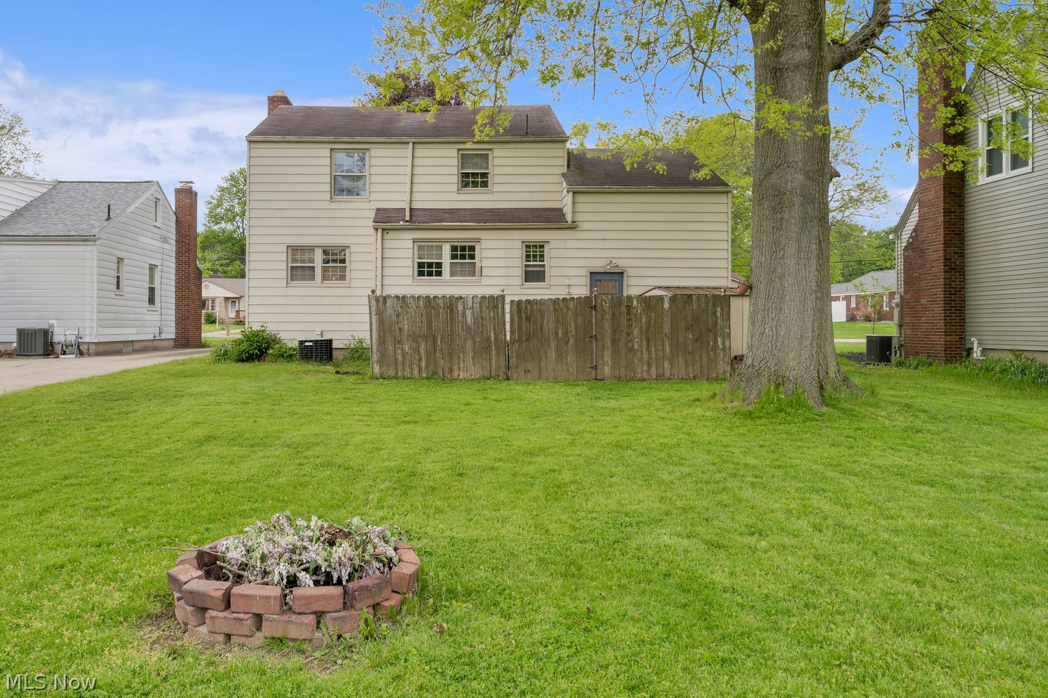 6721 Paxton Road Youngstown OH 44512