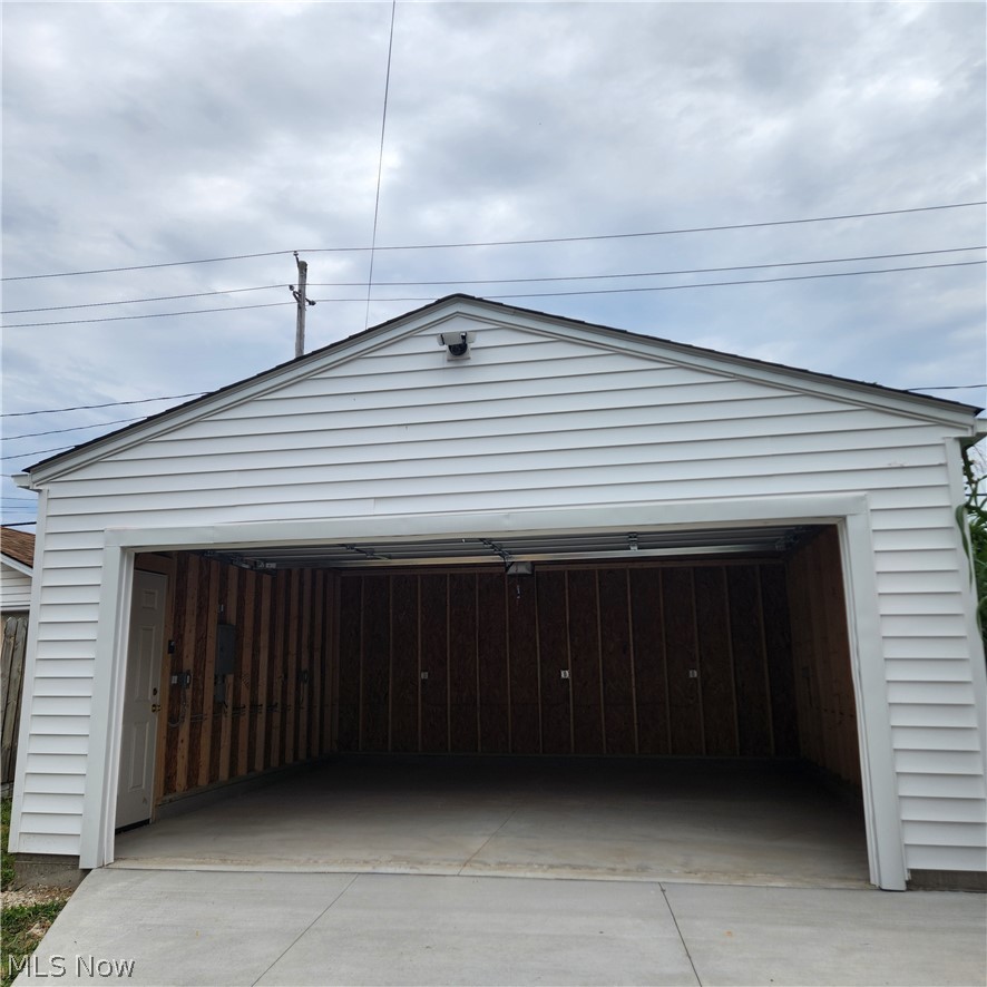 10909 Fortune Avenue Cleveland OH 44111