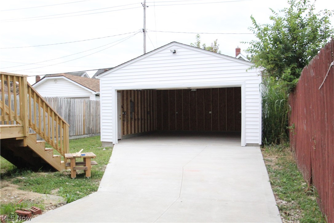 10909 Fortune Avenue Cleveland OH 44111