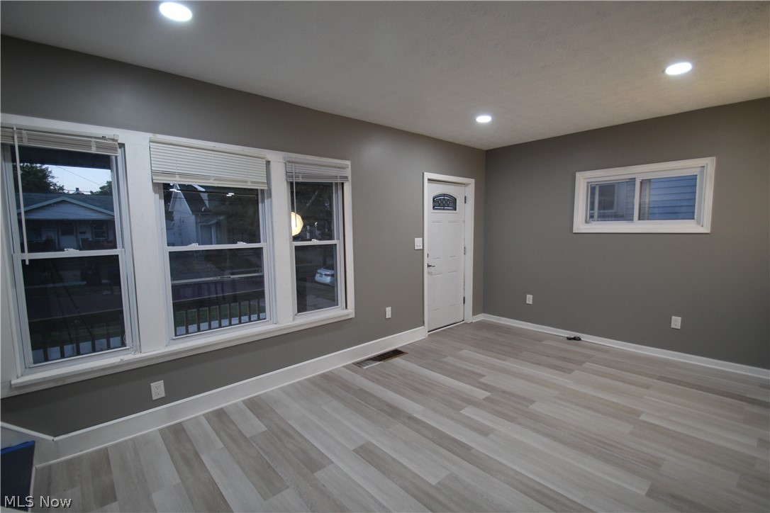 10909 Fortune Avenue Cleveland OH 44111
