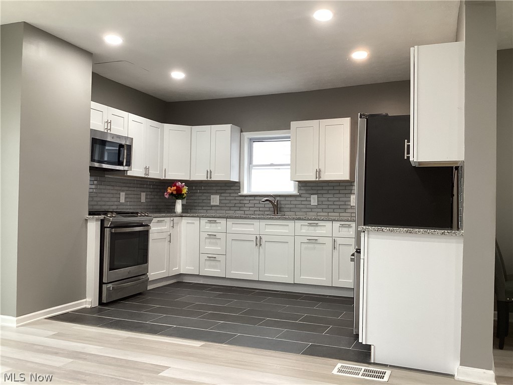 10909 Fortune Avenue Cleveland OH 44111