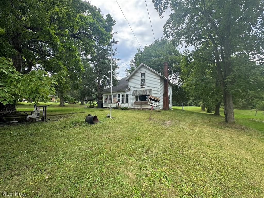 2716 E Water Street Rock Creek OH 44084