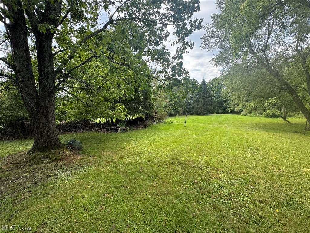 2716 E Water Street Rock Creek OH 44084