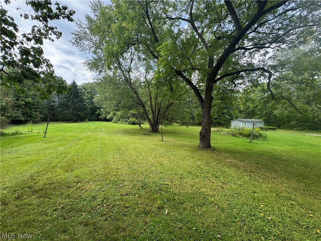 2716 E Water Street Rock Creek OH 44084