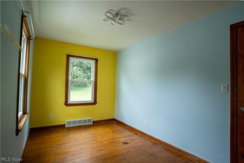 220 Willow Avenue NE Massillon OH 44646