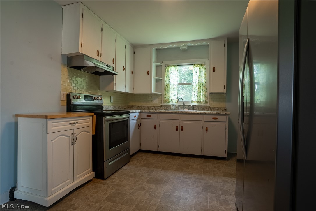 220 Willow Avenue NE Massillon OH 44646