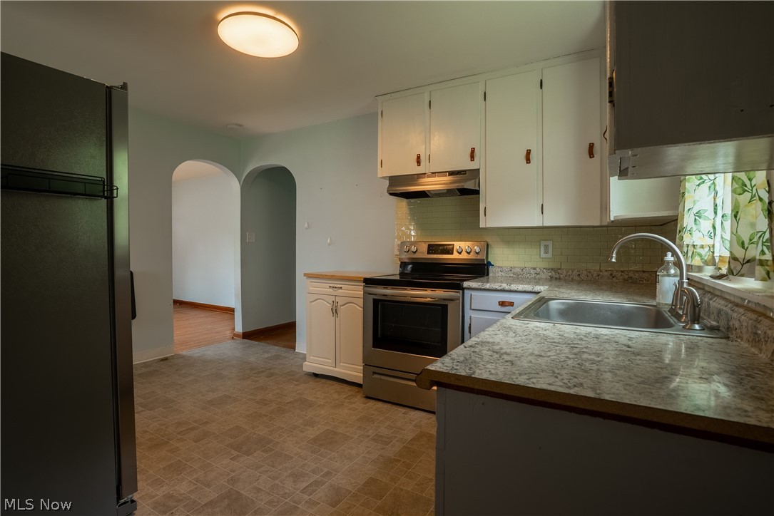 220 Willow Avenue NE Massillon OH 44646