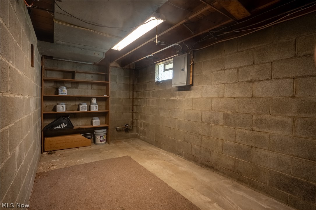 220 Willow Avenue NE Massillon OH 44646