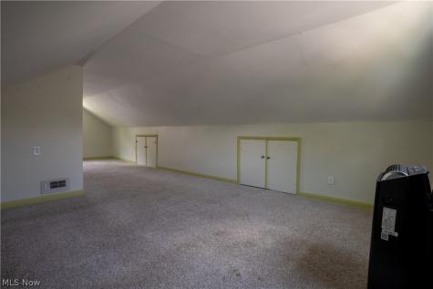 220 Willow Avenue NE Massillon OH 44646