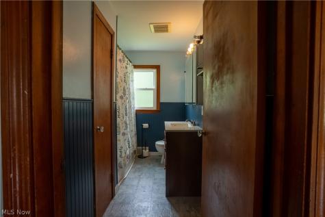 220 Willow Avenue NE Massillon OH 44646